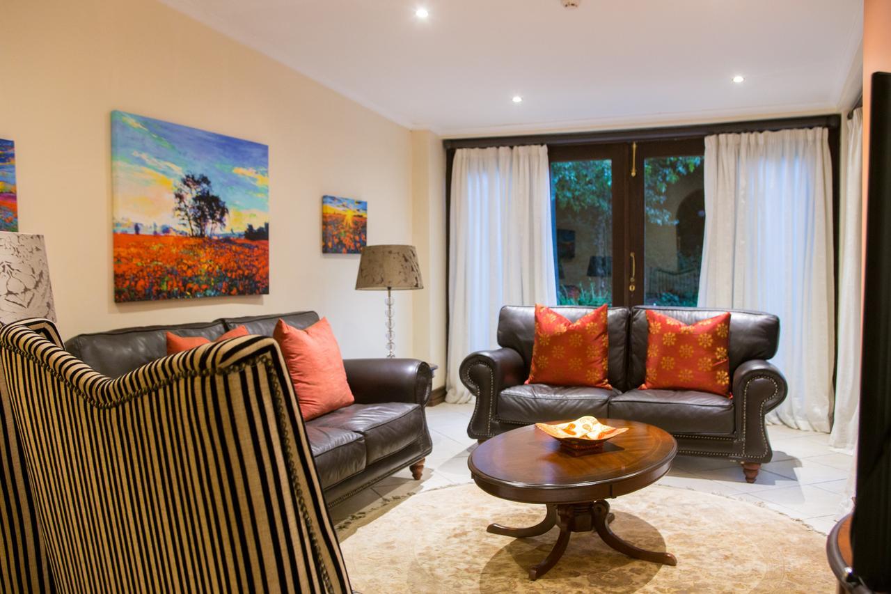 No66 Sandton Lodge Йоханнесбург Экстерьер фото