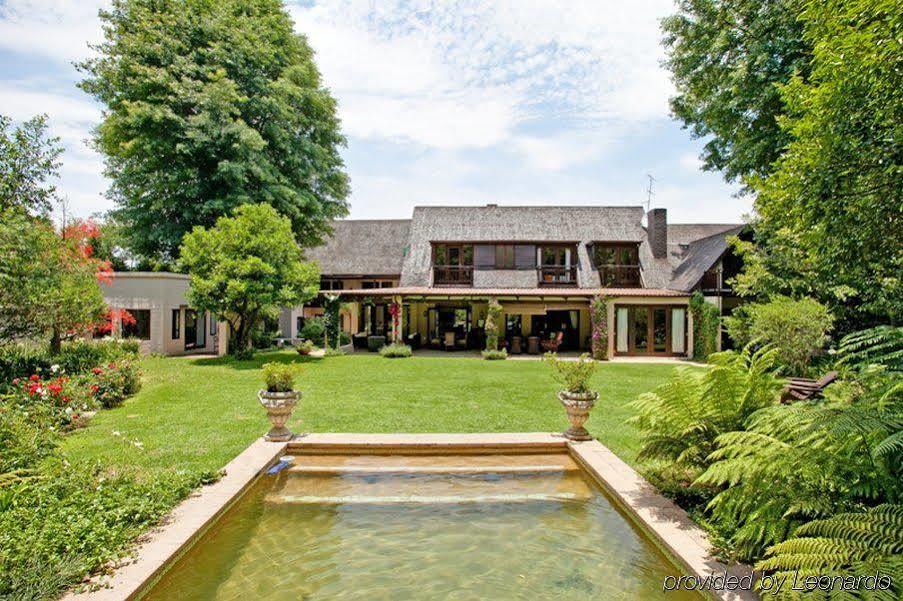 No66 Sandton Lodge Йоханнесбург Экстерьер фото