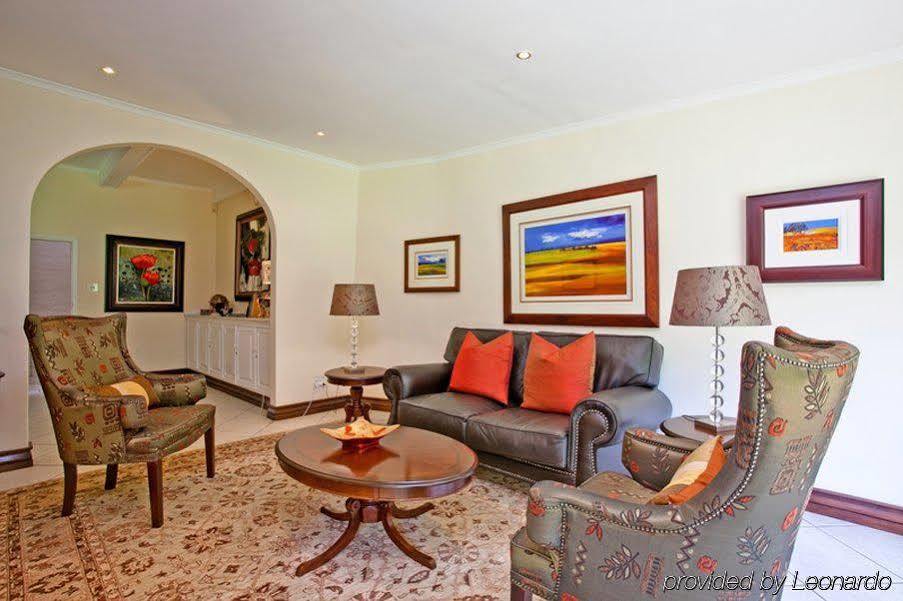 No66 Sandton Lodge Йоханнесбург Экстерьер фото