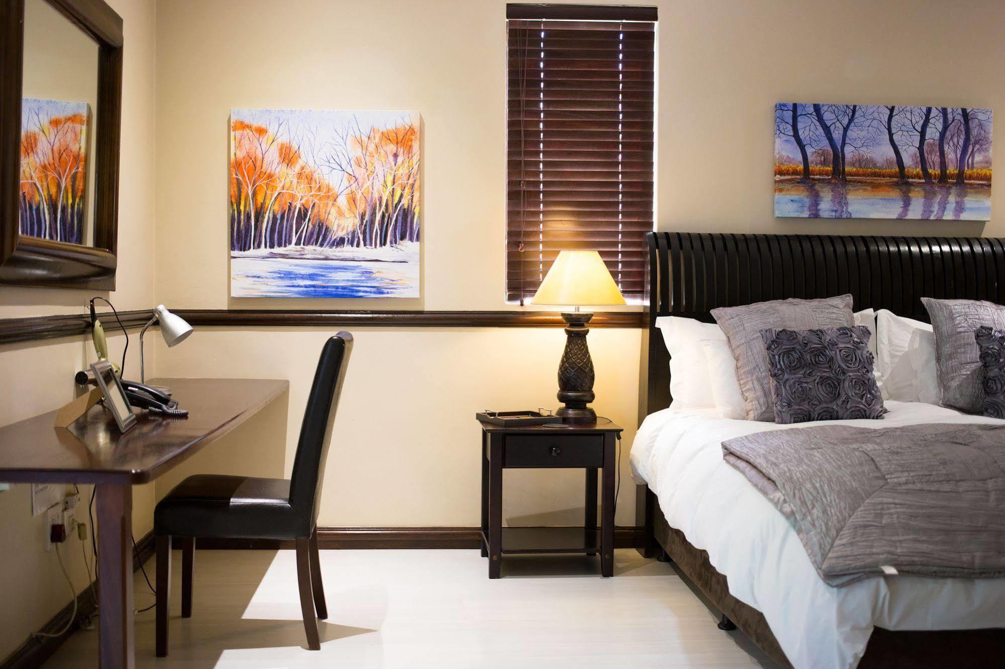 No66 Sandton Lodge Йоханнесбург Экстерьер фото