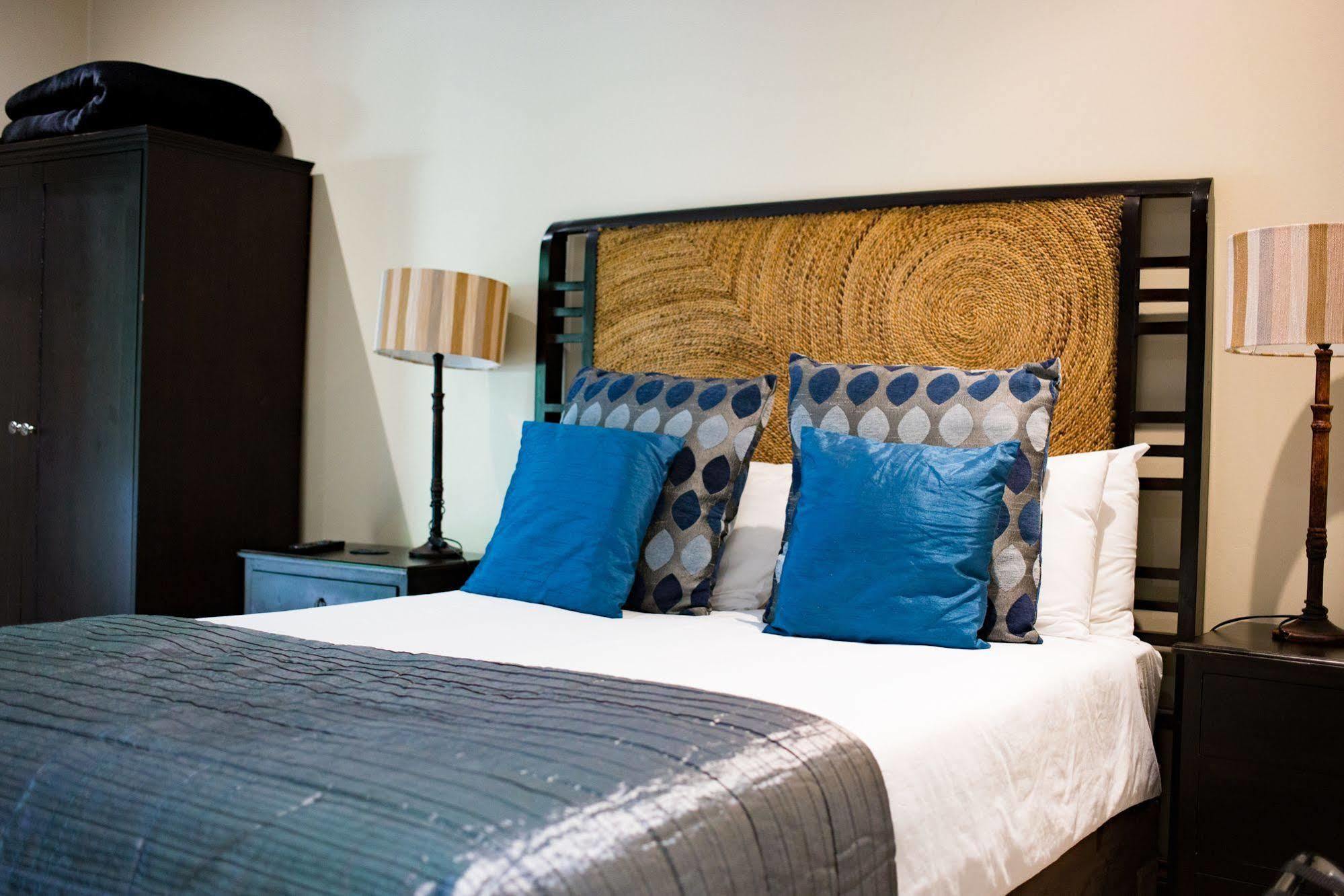 No66 Sandton Lodge Йоханнесбург Экстерьер фото