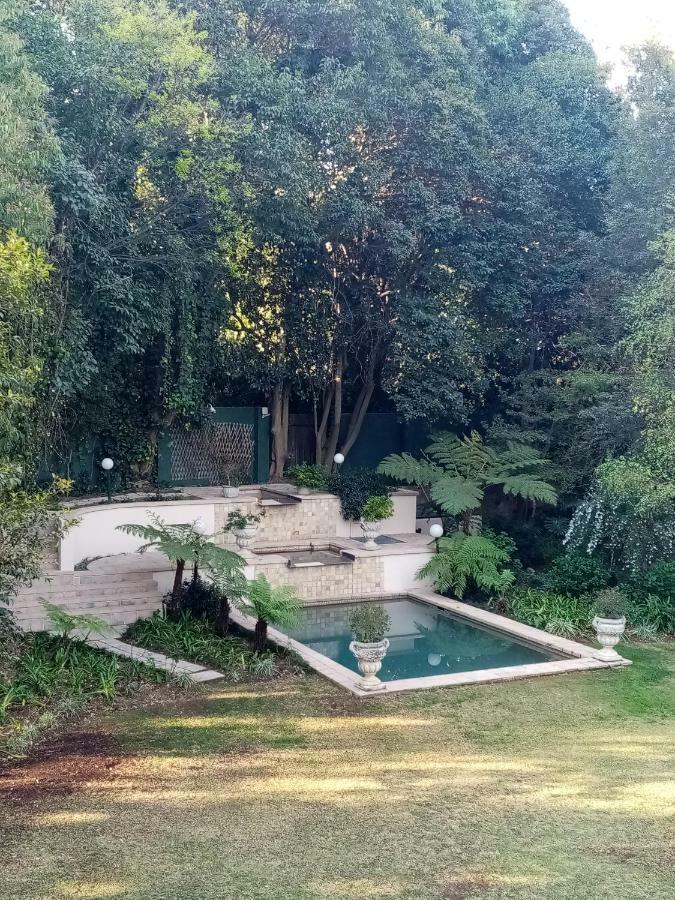 No66 Sandton Lodge Йоханнесбург Экстерьер фото